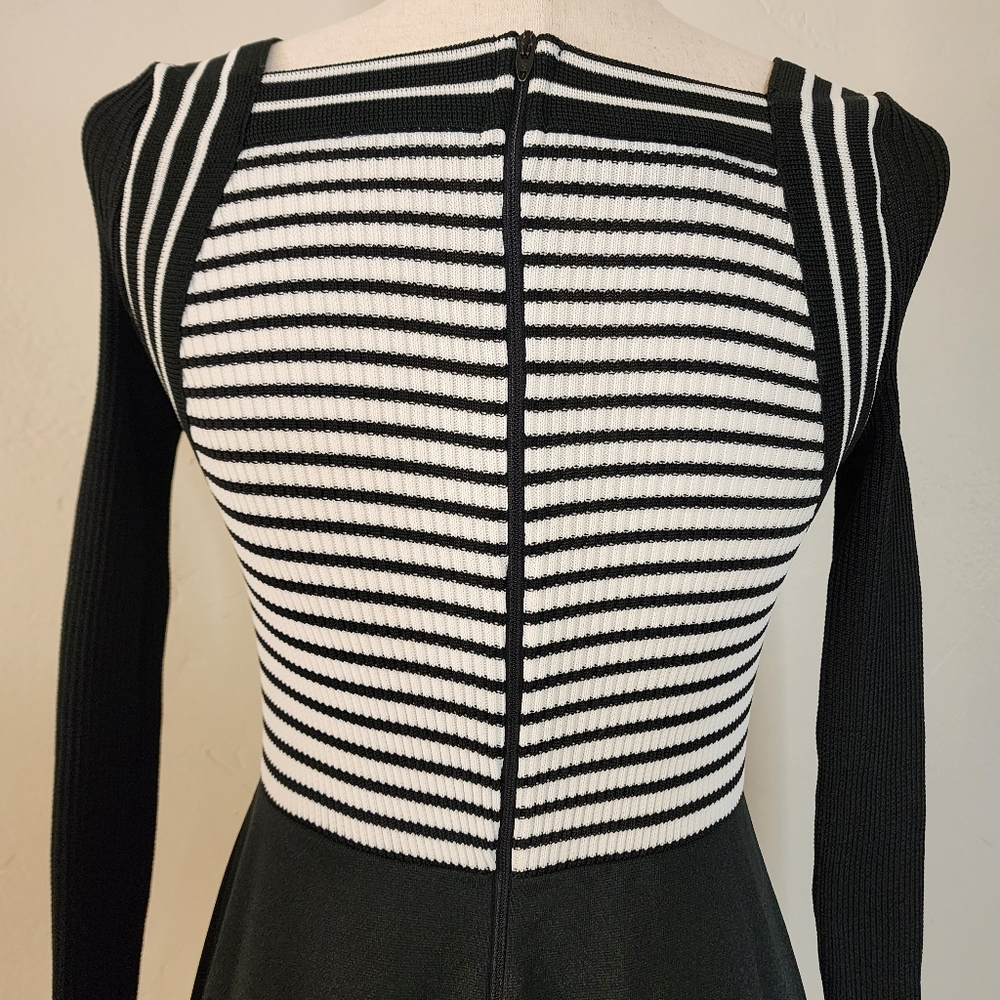 Vintage 70's Mod Black and White Maxi Dress by Destinations at Bonwit Teller - Picture 2 of 13
